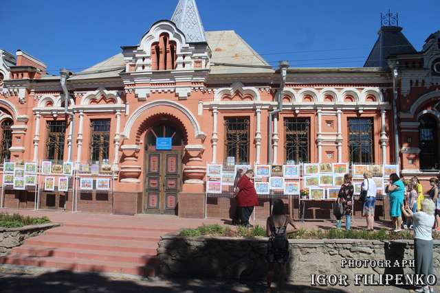 У Кропивницькому до Дня міста відкрили виставку, фото игоря филипенко, музей Осмеркина,